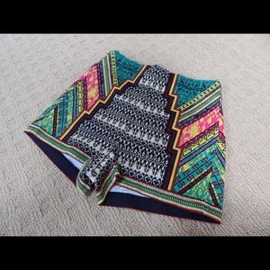 Printed high-waisted summer shorts